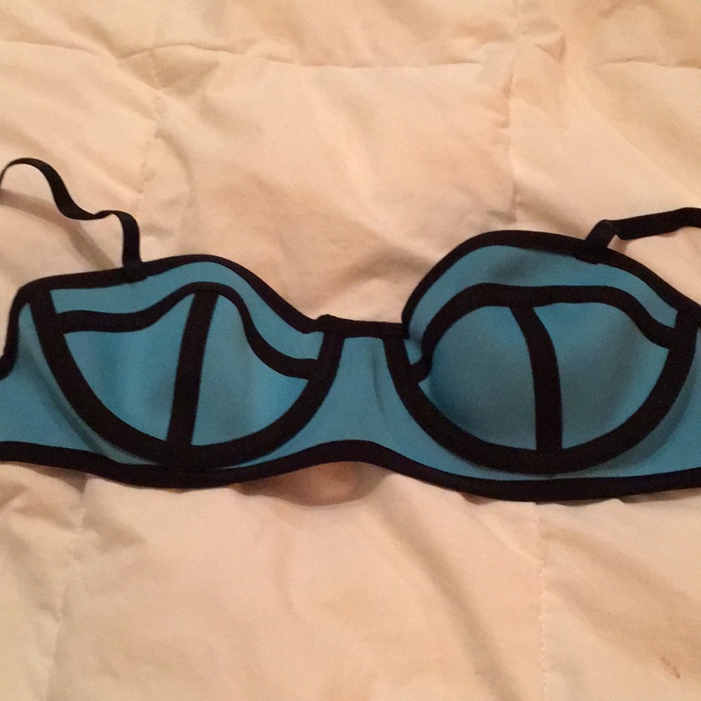 Bra